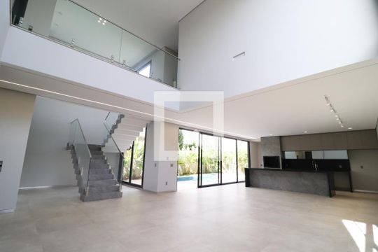 Sala de casa de condomínio para alugar com 5 quartos, 500m² em Jardim Sul, Uberlândia