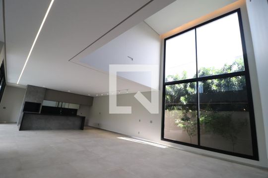 Casa de Condomínio para alugar com 5 quartos, 500m² em Jardim Sul, Uberlândia
