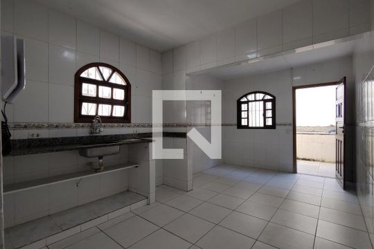 Cozinha de casa de condomínio à venda com 3 quartos, 180m² em Anil, Rio de Janeiro