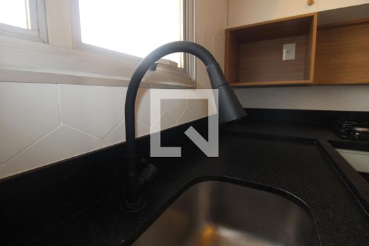 Cozinha e Área de Serviço de apartamento para alugar com 1 quarto, 46m² em Vila Jequitibas, Campinas