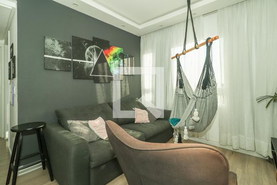 Sala de apartamento à venda com 2 quartos, 60m² em Rubem Berta, Porto Alegre