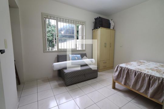 Quarto 01 de casa à venda com 3 quartos, 221m² em Vila Nova, Novo Hamburgo