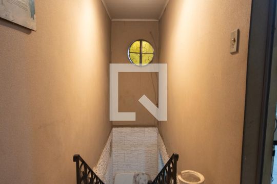 Escada de casa à venda com 3 quartos, 80m² em Parque Casa de Pedra, São Paulo