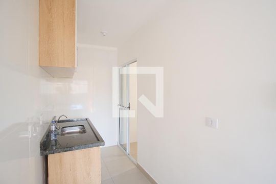 Cozinha de apartamento para alugar com 2 quartos, 49m² em Vila Carrão, São Paulo