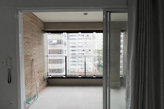 Sacada de kitnet/studio à venda com 1 quarto, 38m² em Vila Mariana, São Paulo