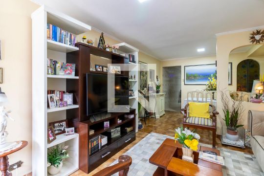 Sala de Estar de casa à venda com 3 quartos, 200m² em Vila Nova Cachoeirinha, São Paulo