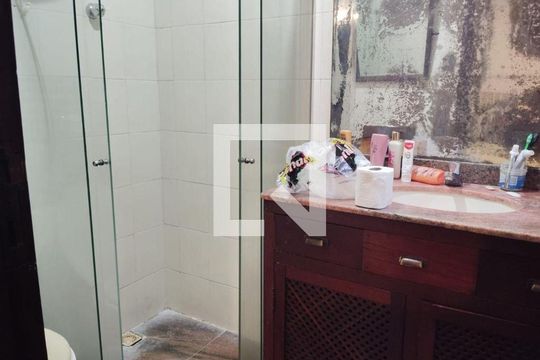 Casa à venda com 3 quartos, 160m² em Icaraí, Niterói
