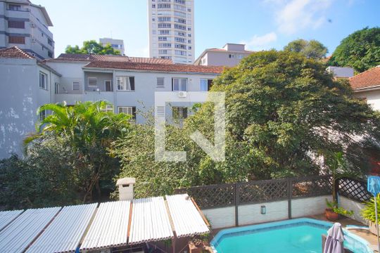 Sala - Vista de apartamento à venda com 3 quartos, 112m² em Auxiliadora, Porto Alegre