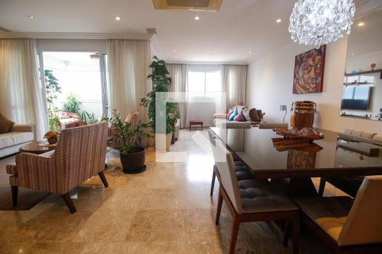 Sala de apartamento à venda com 4 quartos, 173m² em Morumbi, São Paulo