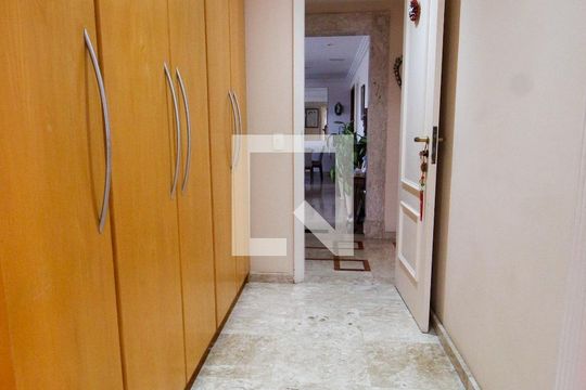 Closet de apartamento à venda com 4 quartos, 173m² em Morumbi, São Paulo