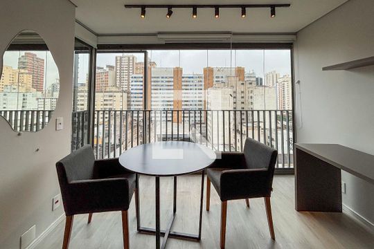 Varanda de apartamento para alugar com 1 quarto, 38m² em Pinheiros, São Paulo