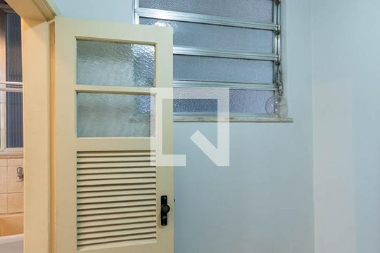 Quarto de Serviço de apartamento à venda com 2 quartos, 87m² em Tijuca, Rio de Janeiro