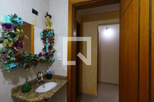 Banheiro Social de apartamento à venda com 3 quartos, 102m² em Vila Metalúrgica, Santo André