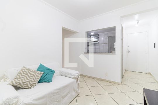 Sala de apartamento para alugar com 2 quartos, 71m² em Aclimação, São Paulo