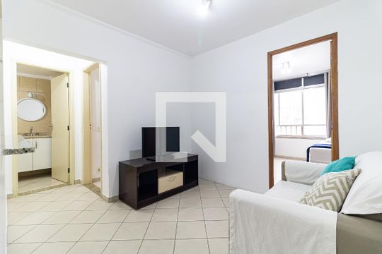 Apartamento para alugar com 2 quartos, 71m² em Aclimação, São Paulo