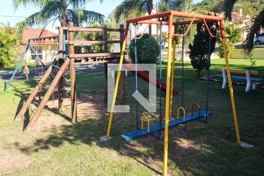 Área comum - Playground de casa de condomínio à venda com 2 quartos, 118m² em Hípica, Porto Alegre