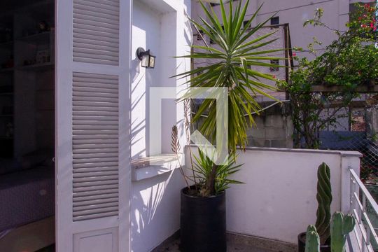 Varanda do Quarto 2 de casa à venda com 5 quartos, 288m² em Santa Rosa, Niterói
