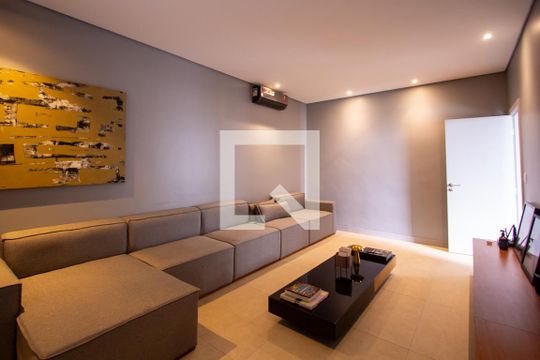 Sala de TV de casa à venda com 5 quartos, 288m² em Santa Rosa, Niterói