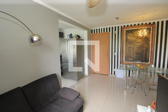 Sala de apartamento para alugar com 2 quartos, 47m² em Encantado, Rio de Janeiro