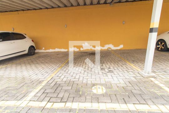 Garagem de apartamento para alugar com 3 quartos, 74m² em Boqueirão, Curitiba