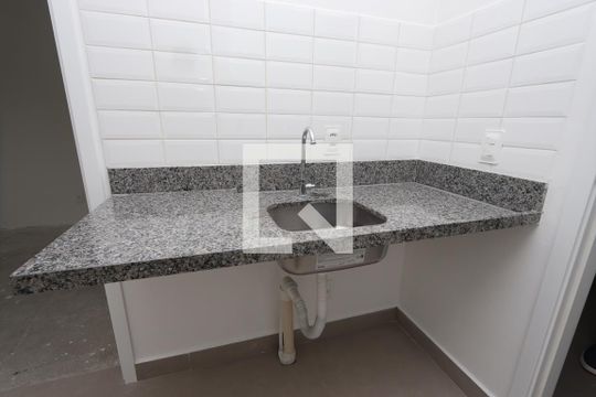 Detalhe Cozinha de apartamento para alugar com 1 quarto, 26m² em Vila Olímpia, São Paulo
