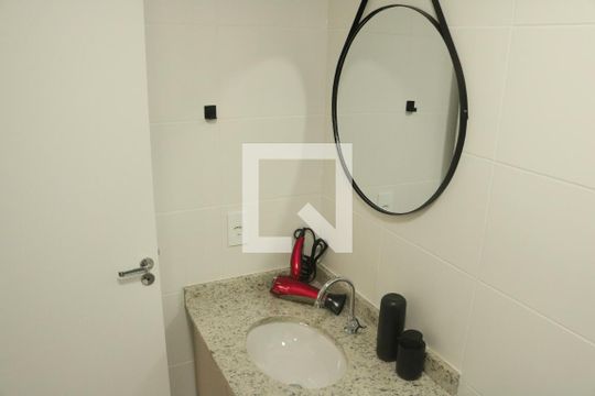 Banheiro da Suíte de apartamento para alugar com 1 quarto, 30m² em Pompeia, São Paulo