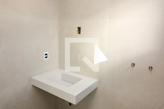 Banheiro da Suíte 1 de casa de condomínio à venda com 3 quartos, 167m² em Tristeza, Porto Alegre