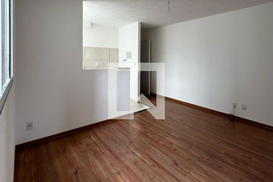 Sala de apartamento à venda com 2 quartos, 45m² em Chácara Contagem, Contagem