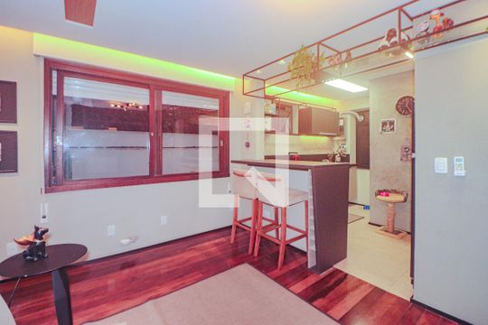 Sala de apartamento à venda com 1 quarto, 133m² em Petrópolis, Porto Alegre