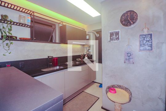 Cozinha de apartamento à venda com 1 quarto, 133m² em Petrópolis, Porto Alegre