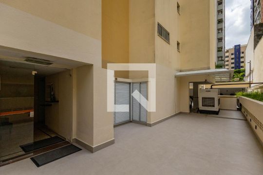 Entrada de apartamento à venda com 2 quartos, 60m² em Brooklin, São Paulo