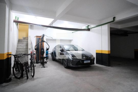 Garagem de casa de condomínio à venda com 3 quartos, 137m² em Cidade Patriarca, São Paulo
