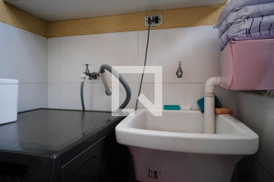 Área de Serviço de casa de condomínio à venda com 3 quartos, 137m² em Cidade Patriarca, São Paulo