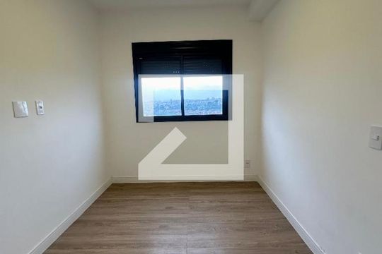 Quarto 2 de apartamento para alugar com 2 quartos, 48m² em Nova Aldeinha, Barueri
