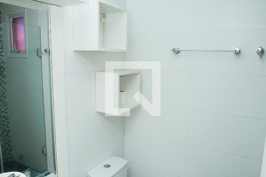 Banheiro de apartamento para alugar com 2 quartos, 50m² em Fátima, Canoas