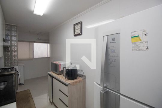 Cozinha de apartamento à venda com 2 quartos, 74m² em Vila Medeiros, São Paulo