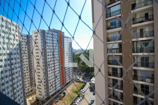 Vista Quarto 1 de apartamento para alugar com 2 quartos, 40m² em Usina Piratininga, São Paulo
