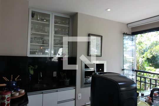 Sala Sacada de apartamento à venda com 5 quartos, 242m² em Nova Petrópolis, São Bernardo do Campo