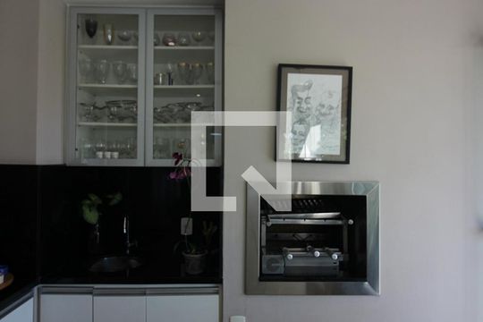 Sala Sacada de apartamento à venda com 5 quartos, 242m² em Nova Petrópolis, São Bernardo do Campo