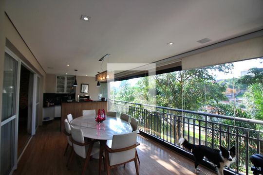 Sala Sacada de apartamento à venda com 5 quartos, 242m² em Nova Petrópolis, São Bernardo do Campo