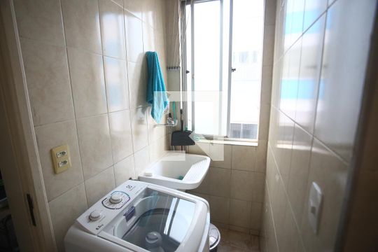 Area de serviço de apartamento para alugar com 3 quartos, 56m² em Estoril, Belo Horizonte