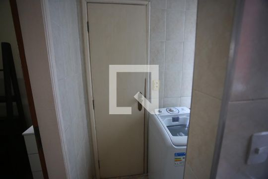 Area de serviço de apartamento para alugar com 3 quartos, 56m² em Estoril, Belo Horizonte