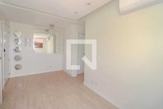 Sala de apartamento para alugar com 2 quartos, 50m² em Morro Santana, Porto Alegre