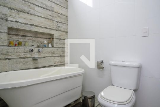 Banheiro da suíte 1 de casa à venda com 3 quartos, 207m² em Olímpico, São Caetano do Sul
