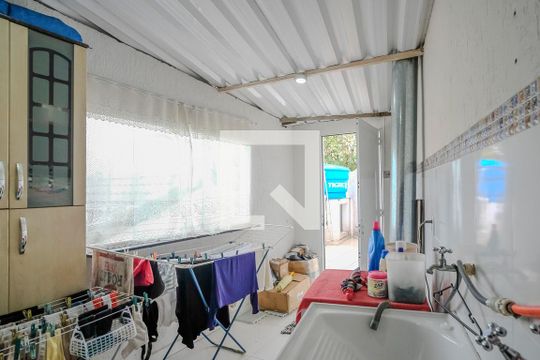 Área de serviço de casa à venda com 3 quartos, 207m² em Olímpico, São Caetano do Sul