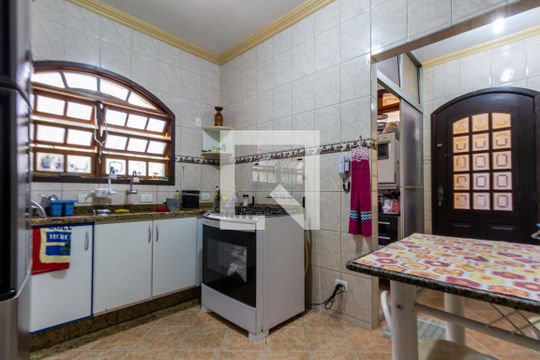 Cozinha de casa à venda com 4 quartos, 146m² em Jardim Santa Josefina, São Paulo
