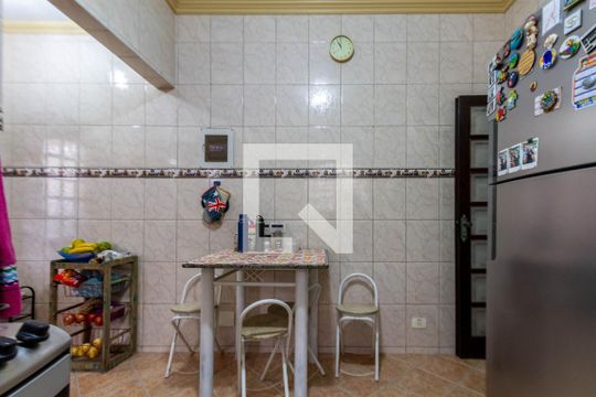 Cozinha de casa à venda com 4 quartos, 146m² em Jardim Santa Josefina, São Paulo