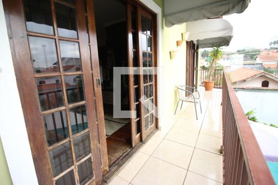 Sala 2 de casa à venda com 4 quartos, 226m² em City Bussocaba, Osasco