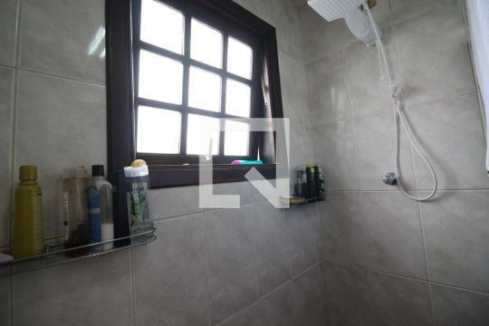 Banheiro 1 de casa à venda com 4 quartos, 226m² em City Bussocaba, Osasco
