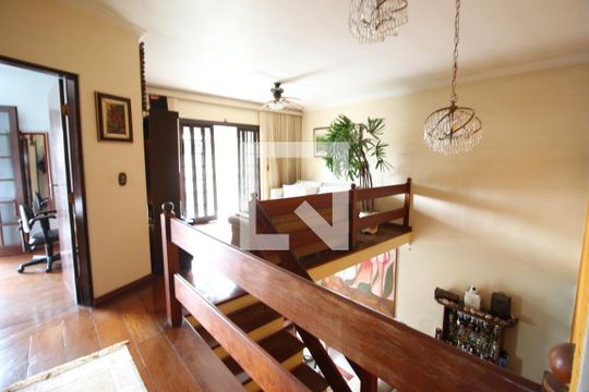 Sala 2 de casa à venda com 4 quartos, 226m² em City Bussocaba, Osasco